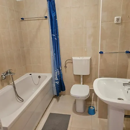 Dodo Apartment *